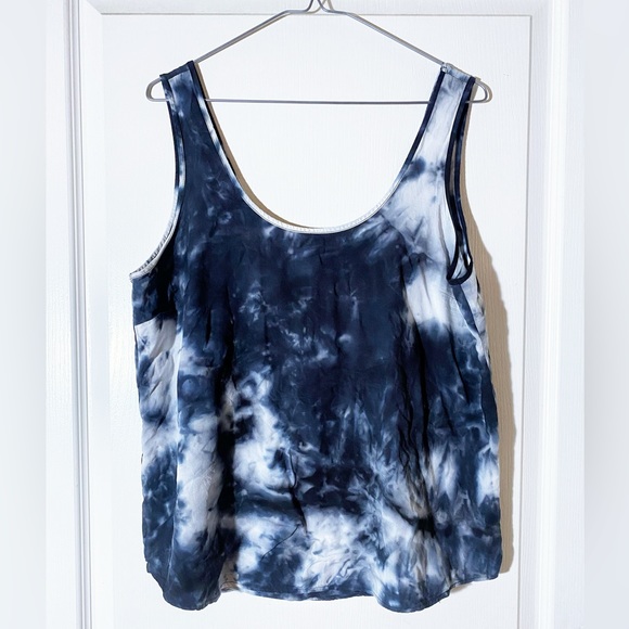 STUDIO tie dye rayon top size L - Picture 1 of 4